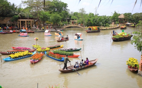 Các khu sinh thái Cần Thơ mở chợ quê, làm bánh dân gian phục vụ du khách dịp lễ 30-4 và 1-5