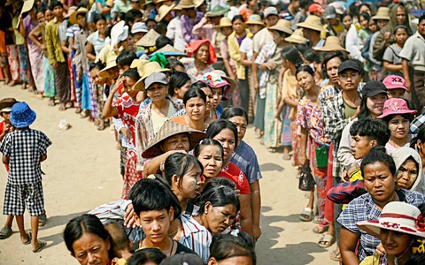 Myanmar đối mặt khủng hoảng y tế sau động đất