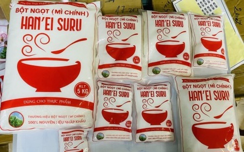 Một công ty kinh doanh bột ngọt bị tạm dừng lưu thông
