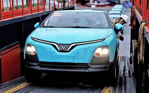 Công ty Việt sản xuất ắc quy cho VinFast, Honda, Thaco... muốn thu 11 tỉ mỗi ngày