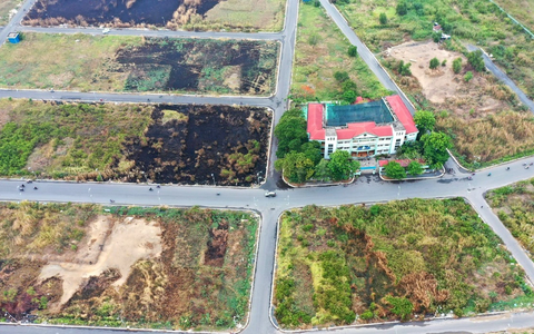 Có 1.500 mét vuông đất, làm gì để tách thửa, chuyển nhượng cho người khác?