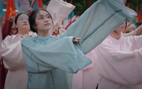 Vượt sóng: di sản văn hóa là con người