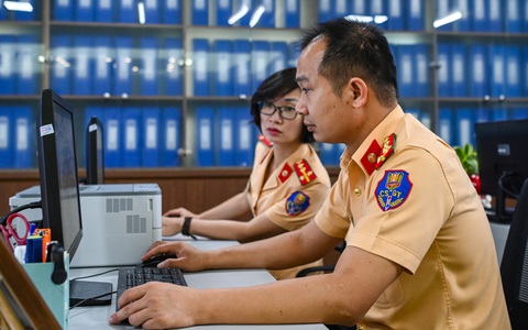 Biển xe máy ngũ quý của Hà Nội và TP.HCM được đấu giá từ ngày 8-4, khởi điểm 5 triệu đồng