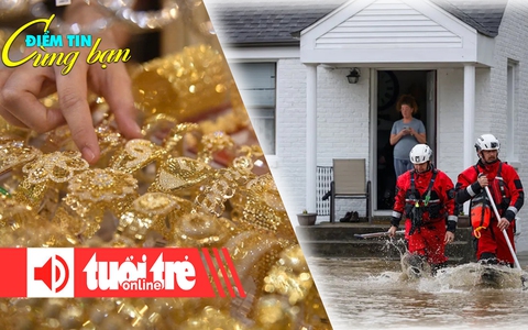 Điểm tin 18h: Giá vàng tuột dốc không phanh; Hơn 30 cơn lốc xoáy càn quét nước Mỹ