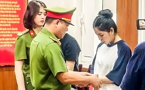 Công ty Quang Linh Vlogs, Hằng Du Mục đã kiếm được bao nhiêu từ bán kẹo Kera?