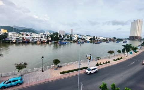 Nha Trang ‘không có thẩm quyền, không yêu cầu’ dừng thủ tục đăng ký đất đai cho dân