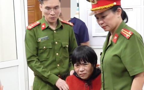 Công an thực nghiệm hiện trường nghi án mẹ giết con để trục lợi bảo hiểm ở Quảng Nam