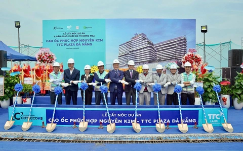 TTC Plaza Đà Nẵng chính thức cất nóc, bàn giao khối đế thương mại cho AeonMall Việt Nam đúng tiến độ