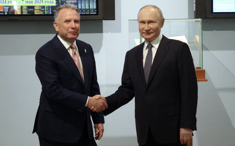 Đặc phái viên Mỹ bị chỉ trích vì dùng phiên dịch viên của Điện Kremlin