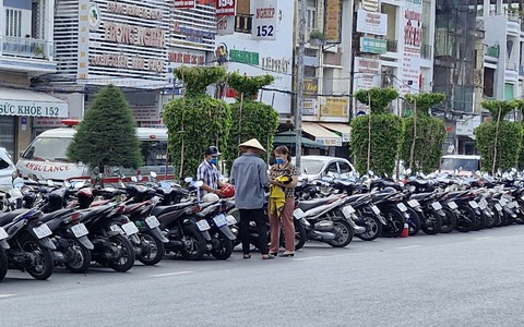 Lại đề nghị làm điểm giữ xe dưới lòng đường khu trung tâm Cần Thơ