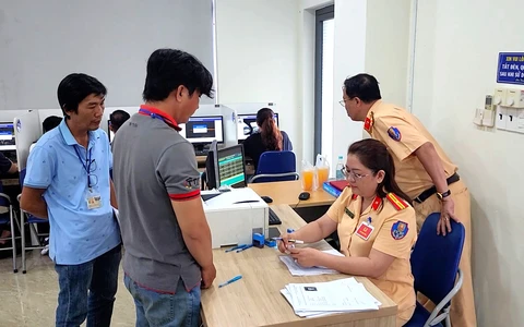 Cảnh sát giao thông TP.HCM tổ chức sát hạch lái xe đợt đầu tiên