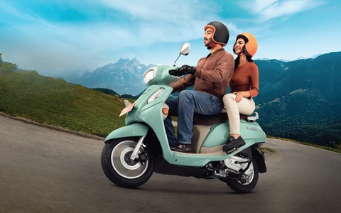 Xe tay ga Suzuki Access ra mắt: Giá khởi điểm quy đổi như Honda Wave, có trang bị xịn hơn Lead