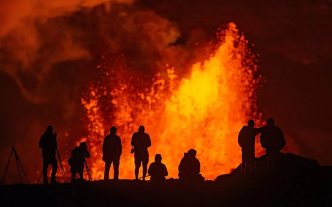 Hình ảnh hiếm có từ vụ phun trào núi lửa ở Hawaii