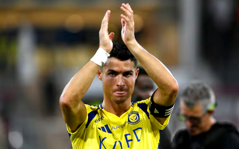 Ronaldo sắp chia tay Al Nassr, được đội bóng bí mật ở Brazil chào mời