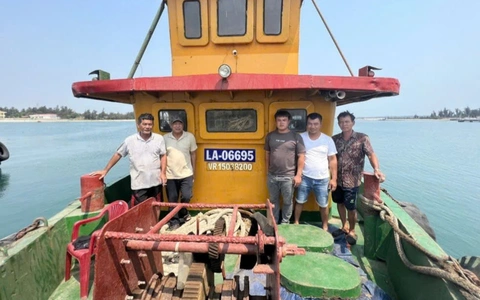 Khẩn trương trục vớt tàu kéo chìm khiến 9 người chết, mất tích