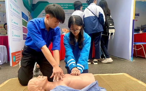 Trường đại học Y Hà Nội lần đầu xét tuyển khối A, bỏ xét điểm đánh giá năng lực