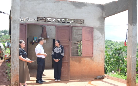Giá cát tăng gấp 2-3 lần, chương trình xóa nhà tạm ở Tây Nguyên gặp khó
