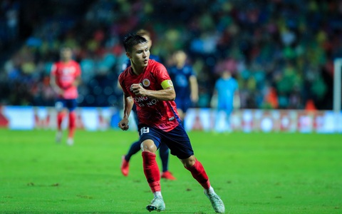Quang Hải đặt dấu hỏi về trọng tài sau thất bại tại Shopee Cup