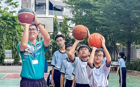 Trường mở cửa đón học sinh trong hè