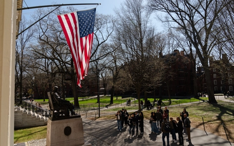 Tin tức thế giới 23-5: Harvard bị chặn tuyển sinh quốc tế; Nga bác tin đàm phán hòa bình tại Vatican