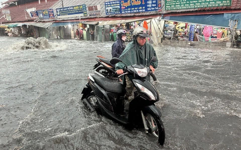 Mây ẩm đang theo gió từ biển vào, cảnh báo mưa dông ở Nam Bộ, TP.HCM