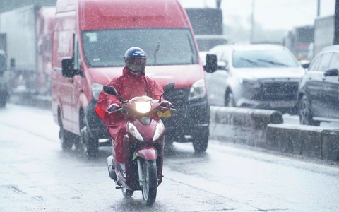Mưa ở Nam Bộ, TP.HCM không lớn như dự báo, vì sao?