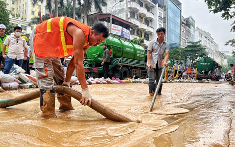 Người dân kể khoảnh khắc bùn phun lên gần nơi đào hầm metro Nhổn - ga Hà Nội