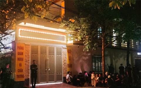 Nữ bệnh nhân 66 tuổi chết bất thường tại phòng khám tư
