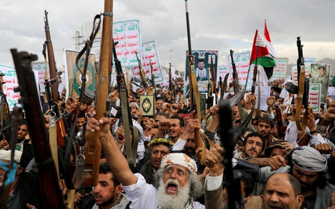 Houthi tố Mỹ tấn công dữ dội 10 cuộc vào Yemen