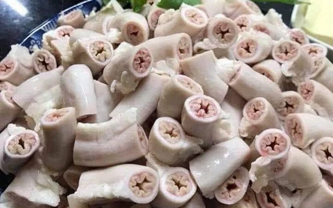 Đầu bếp Võ Quốc: 'Nếu ai bán lòng se điếu chứng minh được lòng tươi và thật từ lò mổ, thưởng 1 tỉ'