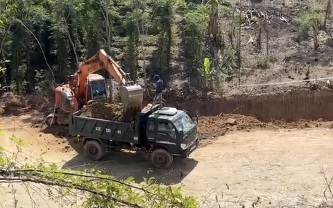 Chủ đầu tư quản lý chưa tốt, để đất đắp dự án chở ra ngoài