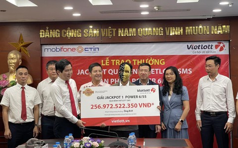 Gần 3 triệu tài khoản tham gia xổ số qua điện thoại của Vietlott