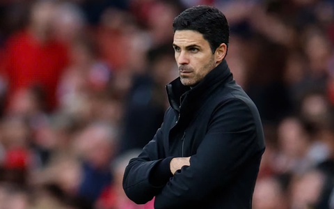 HLV Arteta của Arsenal nói điều ‘vô lý’ sau trận thua PSG