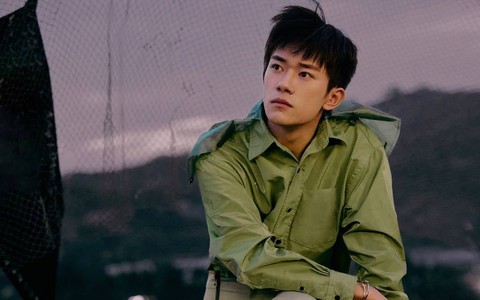 Dịch Dương Thiên Tỉ là sao nam Cbiz trẻ nhất tại Cannes 2025