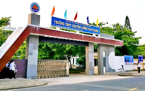 Điểm chuẩn vào lớp 10 Trường THPT chuyên Lương Văn Chánh, Phú Yên