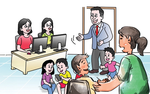 Nghỉ hè, cơ quan biến thành nhà trẻ, sếp cũng bị 'xoi mói'