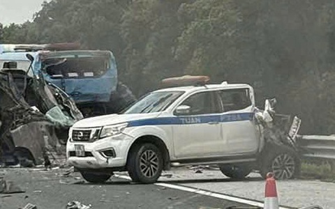 Tông liên hoàn trên cao tốc Hà Nội - Hải Phòng, 2 người thiệt mạng
