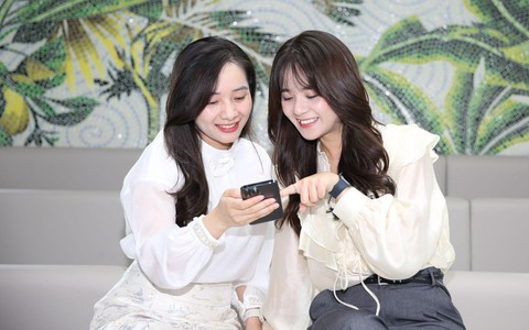 Đặt vé máy bay trên app ngân hàng với hỗ trợ 24/7