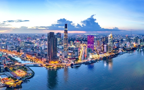 Thủ tướng duyệt điều chỉnh quy hoạch chung TP.HCM: Đường bộ, đường sắt, metro... đều mở các hướng