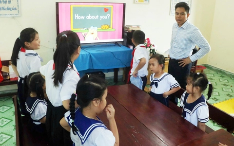 Công nghệ đến lớp học Trường Sa