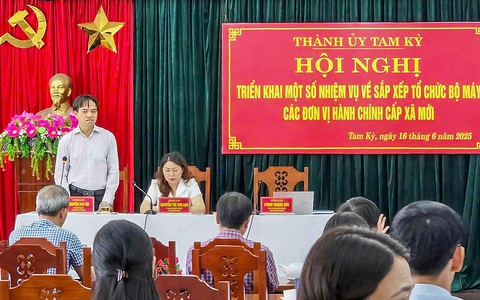 Tam Kỳ công bố chức danh bí thư, chủ tịch UBND 4 phường mới sau sắp xếp