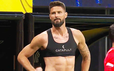 Olivier Giroud dính sự cố khó tin ở FIFA Club World Cup 2025