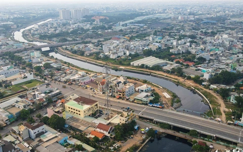 Dự án kênh Tham Lương 9.000 tỉ đồng: Loạt nhà thầu thi công lẹt đẹt bị xử phạt