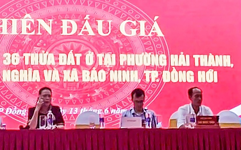 Quảng Bình tạm dừng đấu giá đất vì người tham gia trả giá quá cao