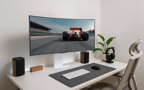 Bước chân vào thế giới gaming với màn hình LG UltraGear OLED 2025
