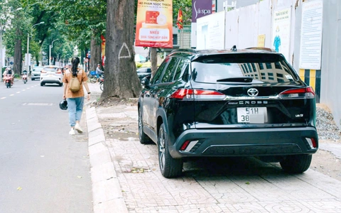 Đừng biến vỉa hè, đường hẻm thành 'gara' ô tô