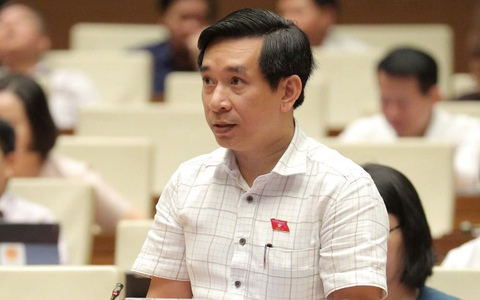 Đại biểu Nguyễn Văn Cảnh hiến kế giảm ùn tắc giao thông bằng quy tắc nhập làn