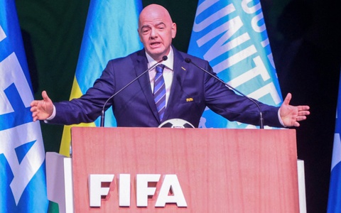 Chủ tịch FIFA ‘đạp sóng’ chỉ trích ở FIFA Club World Cup