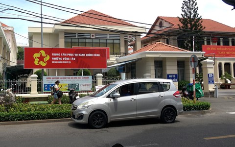 Nhiều trụ sở xã, phường ở Vũng Tàu thay bảng mang tên gọi mới thuộc TP.HCM