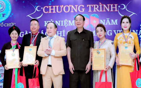 Ban giám đốc Trung Tâm UNESCO Văn hóa Thông tin và Truyền thông có thành viên mới